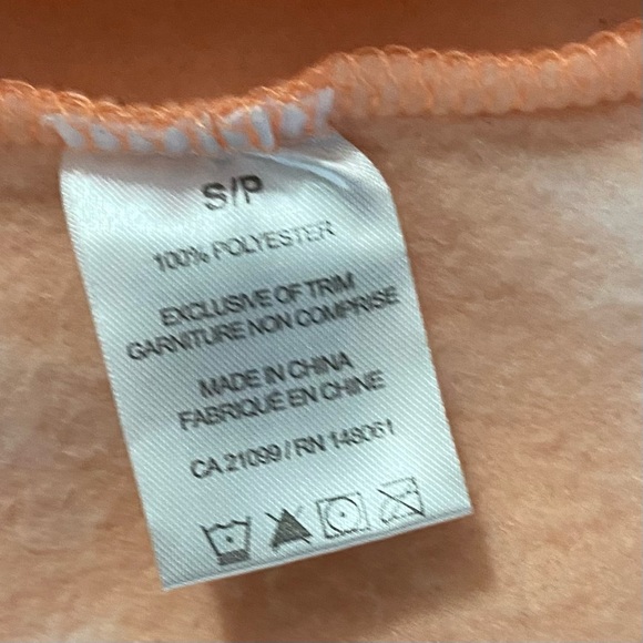 Cheetos unisex orange tone on tone long sleeves pullover sweater. Size S. Used. - Picture 6 of 7